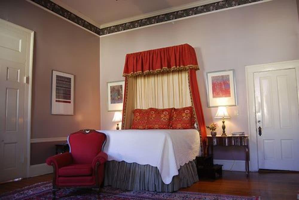 Rothschild Pound House Inn 콜럼버스 외부 사진