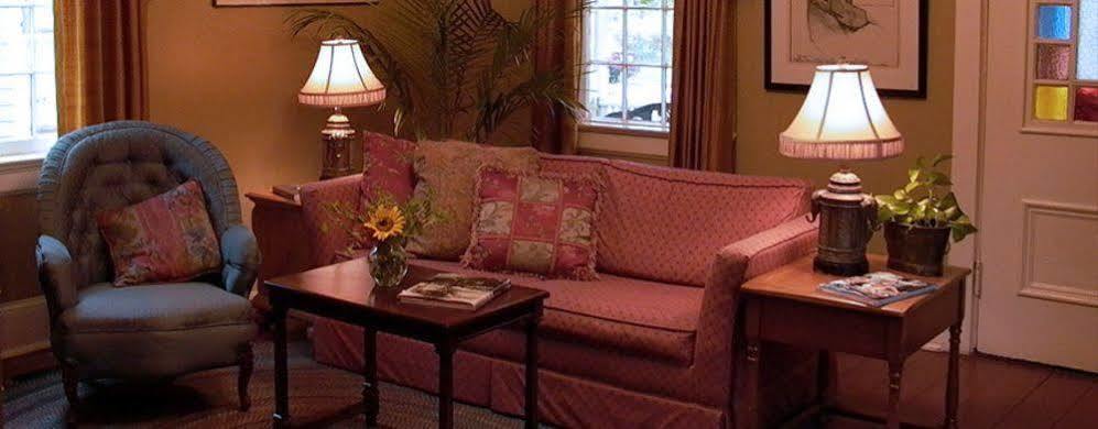 Rothschild Pound House Inn 콜럼버스 외부 사진